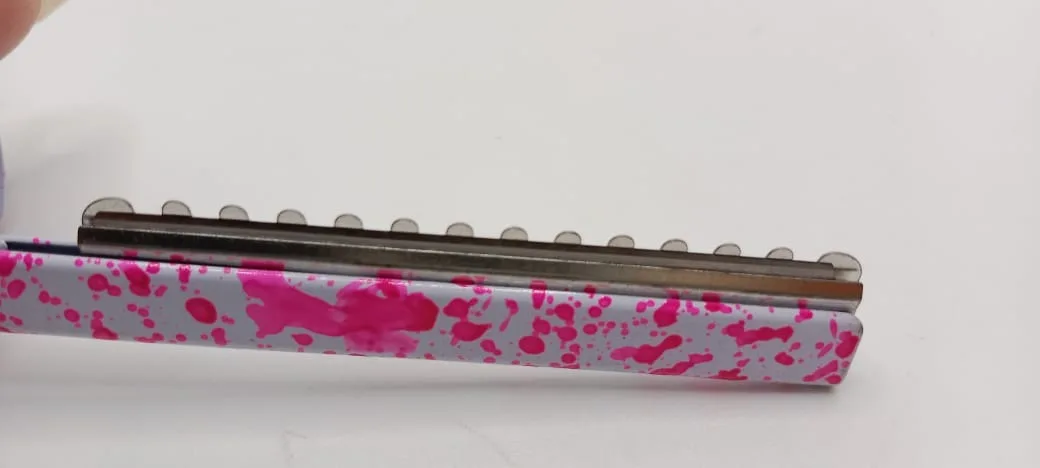 Color Salon Single Finger Fine Thinning Razor Easy Use Disposable Alloy Shaving for Face Cutting Cut Hair Trimming Razor