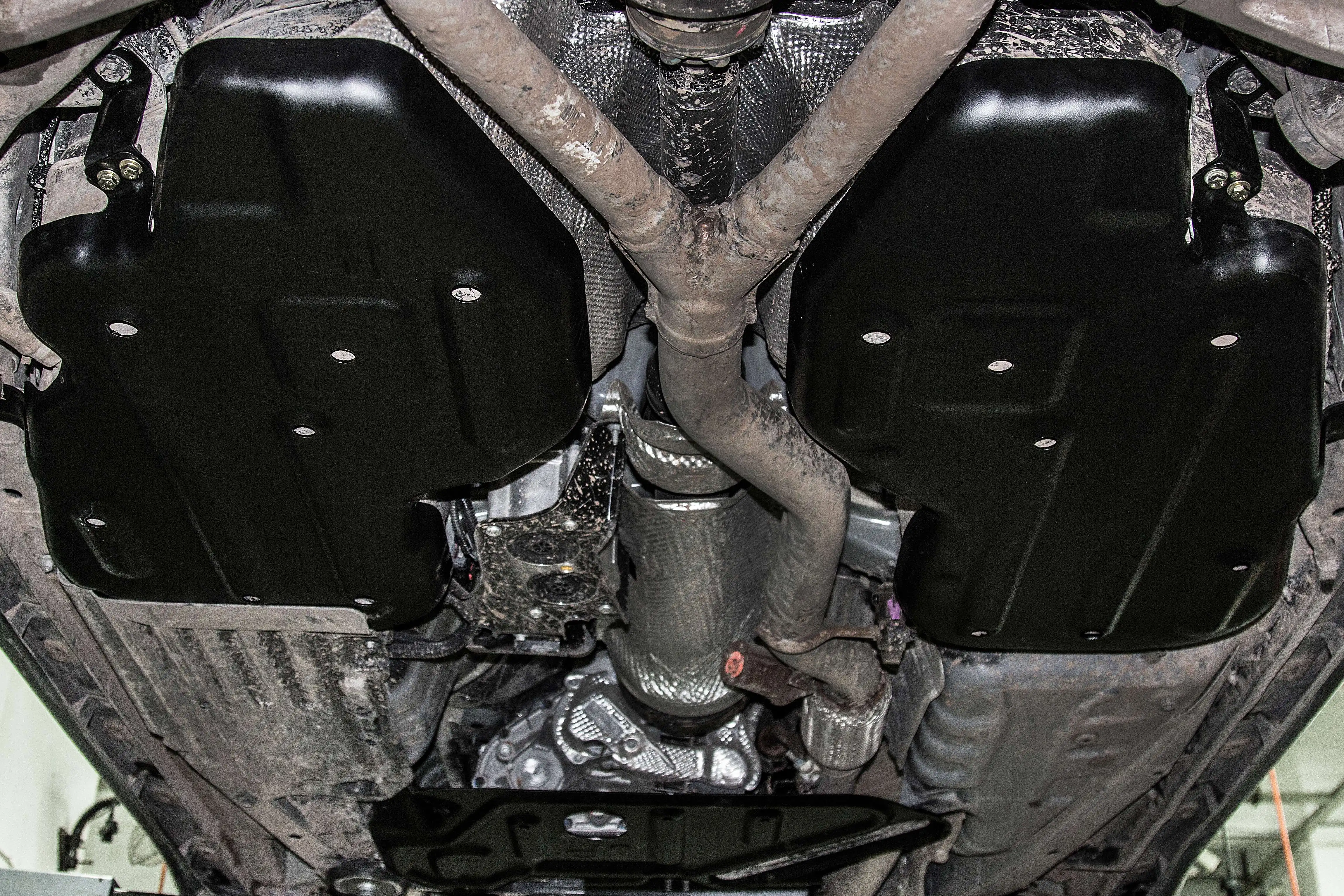 Factory direct sale Jeep Grand Cherokee Skid Plate Engine Guard plate Transmission underbody Protection Armour