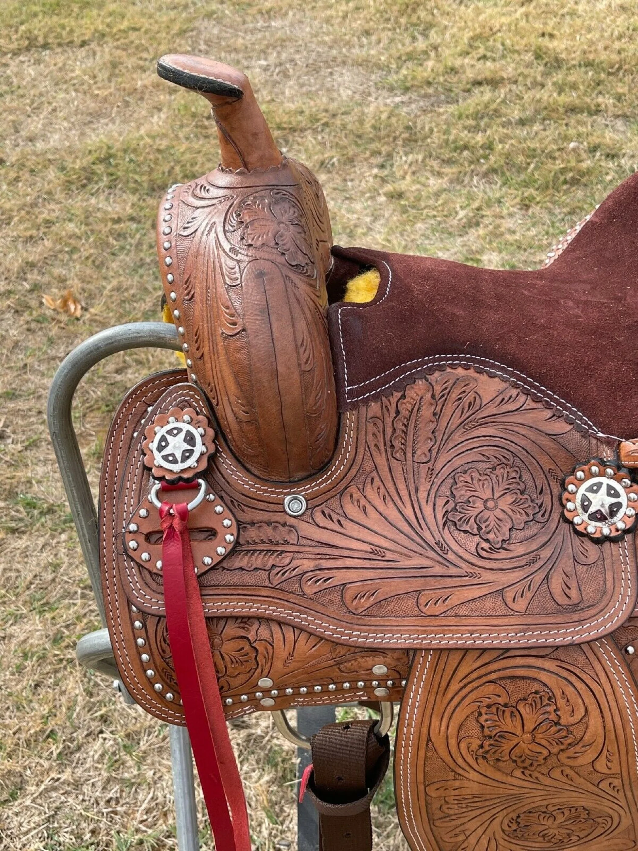 Premium Quality Western leather Horse Saddle With Matching Horse Tack Set Genuine Leather Barrel Saddle English Racing Saddle