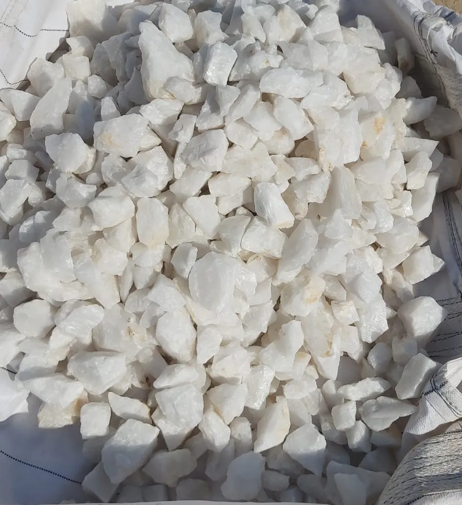 White Quartz aggregate in Bulk quantity supplier for Construction glass manufacturer and machinery made used engineering quartz