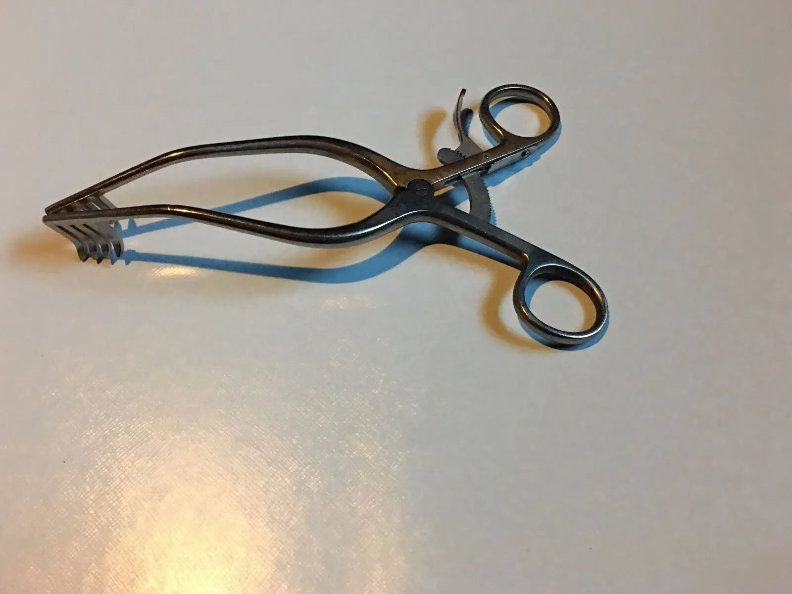 Medical Surgical Stainless Steel Anderson-Adson Self-Retaining Cerebellar Scalp Retractor with Angular Arms 4x4 Sharp Prong ISO