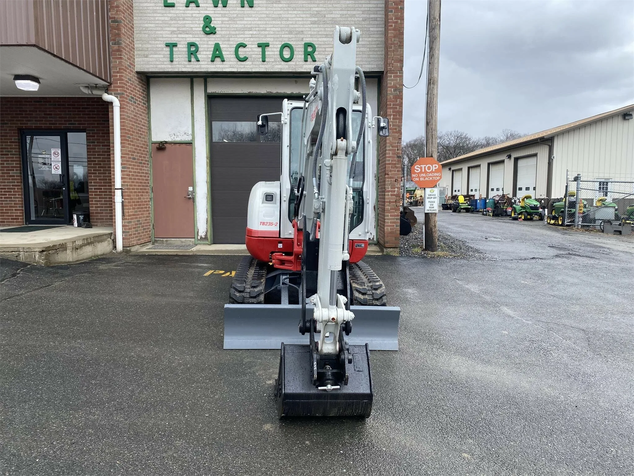2021 Takeuchi TB235-2 Mini Excavator