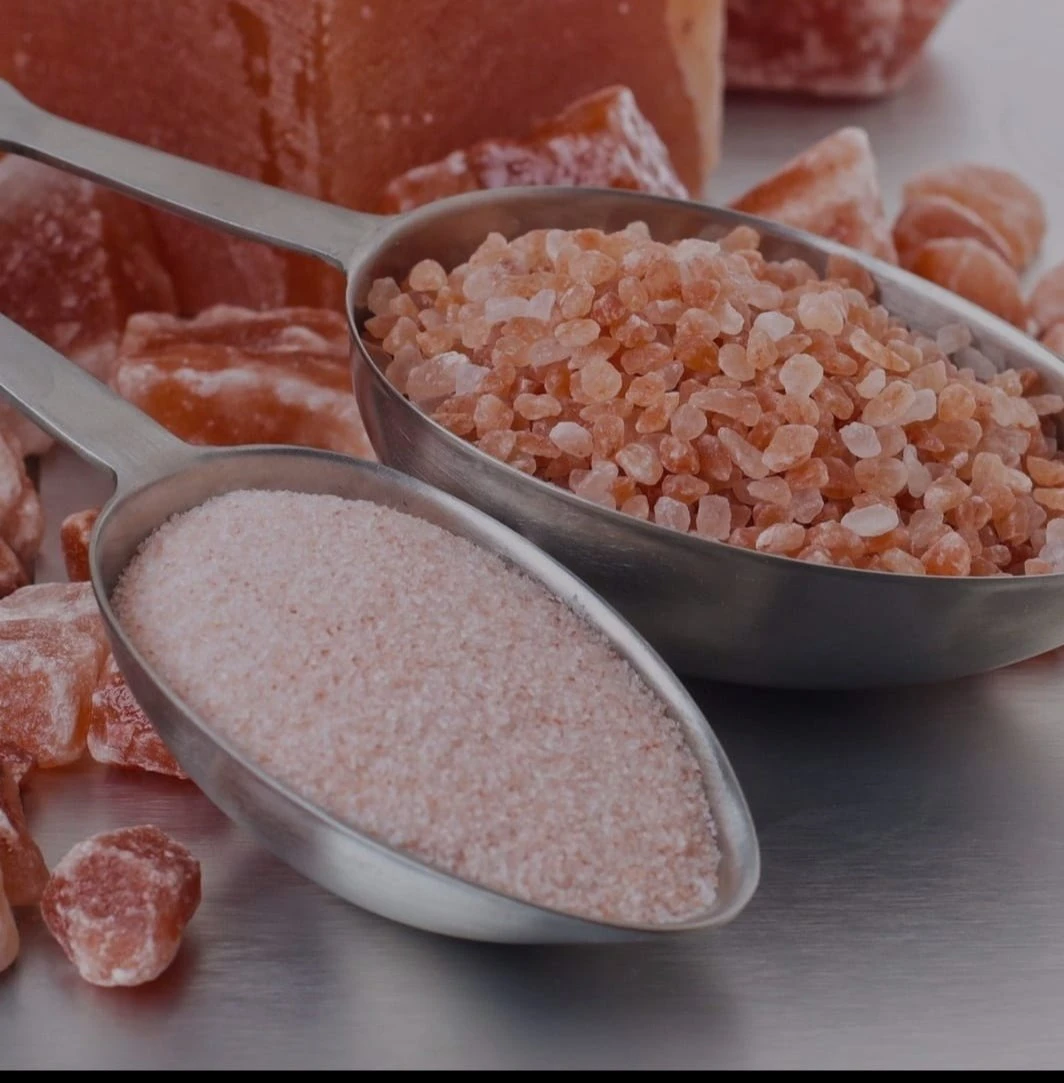 OEM Himalayan Salt Pink Edible Light Pink Salt size 2-5mm Pink Salt Wholesale From Pakistan for Grinder and grilling meat