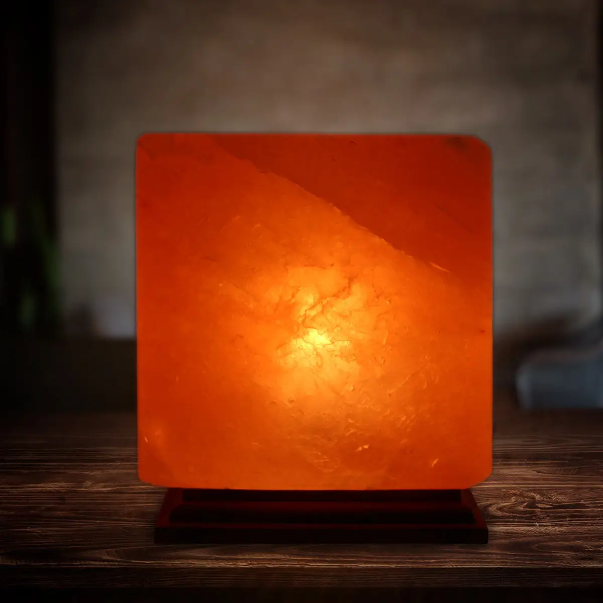 100% Authentic And Organic Himalayan Salt Lamps From Pakistan Available In Very Reasonable And Low Prices