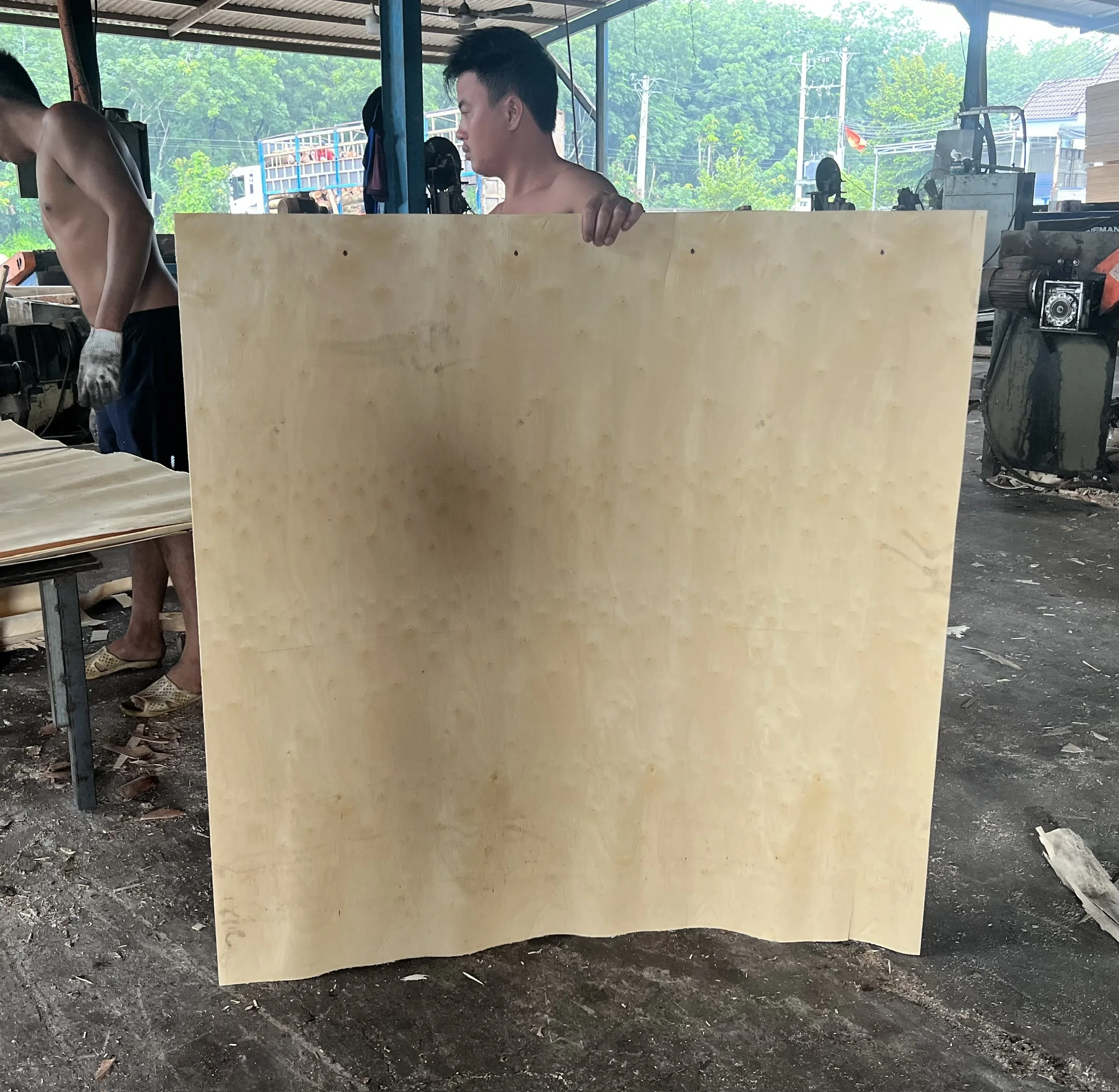 Wholesale highest quality game wood 1270x640 rubber plywood: +84338625625