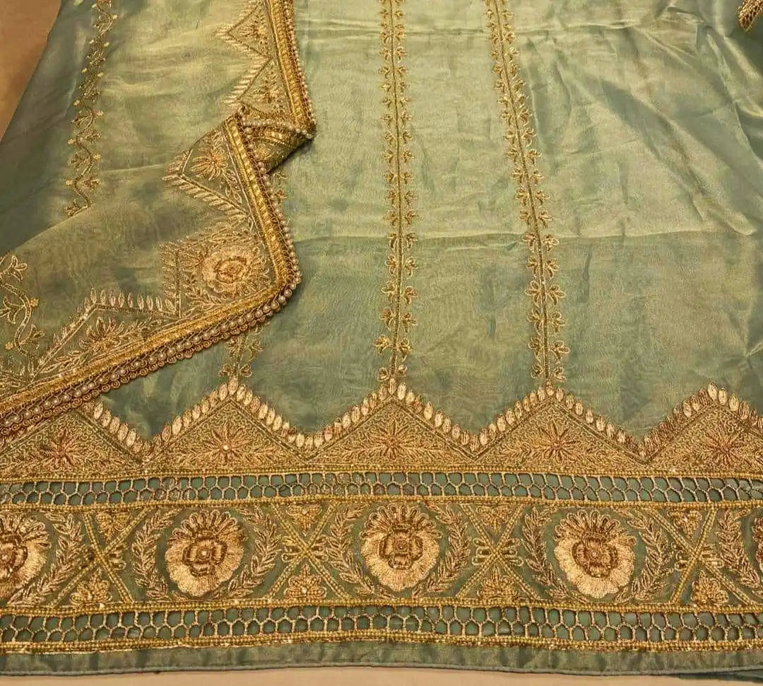 Современные дизайнерские расшитые вручную костюмы без швов индийская и Пакистанская одежда