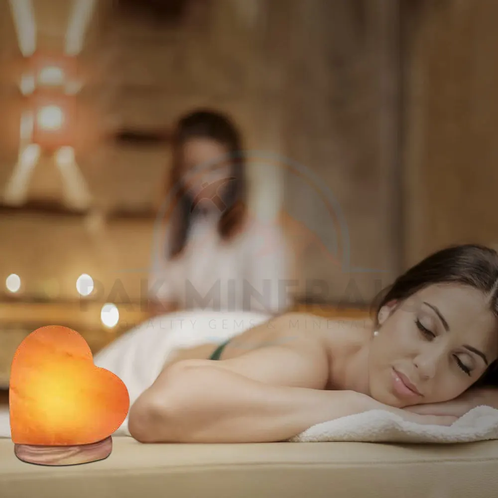 2022 New Arrival Cheap Himalayan Natural Salt Lamp Hand Carved Natural Himalayan Rock Salt