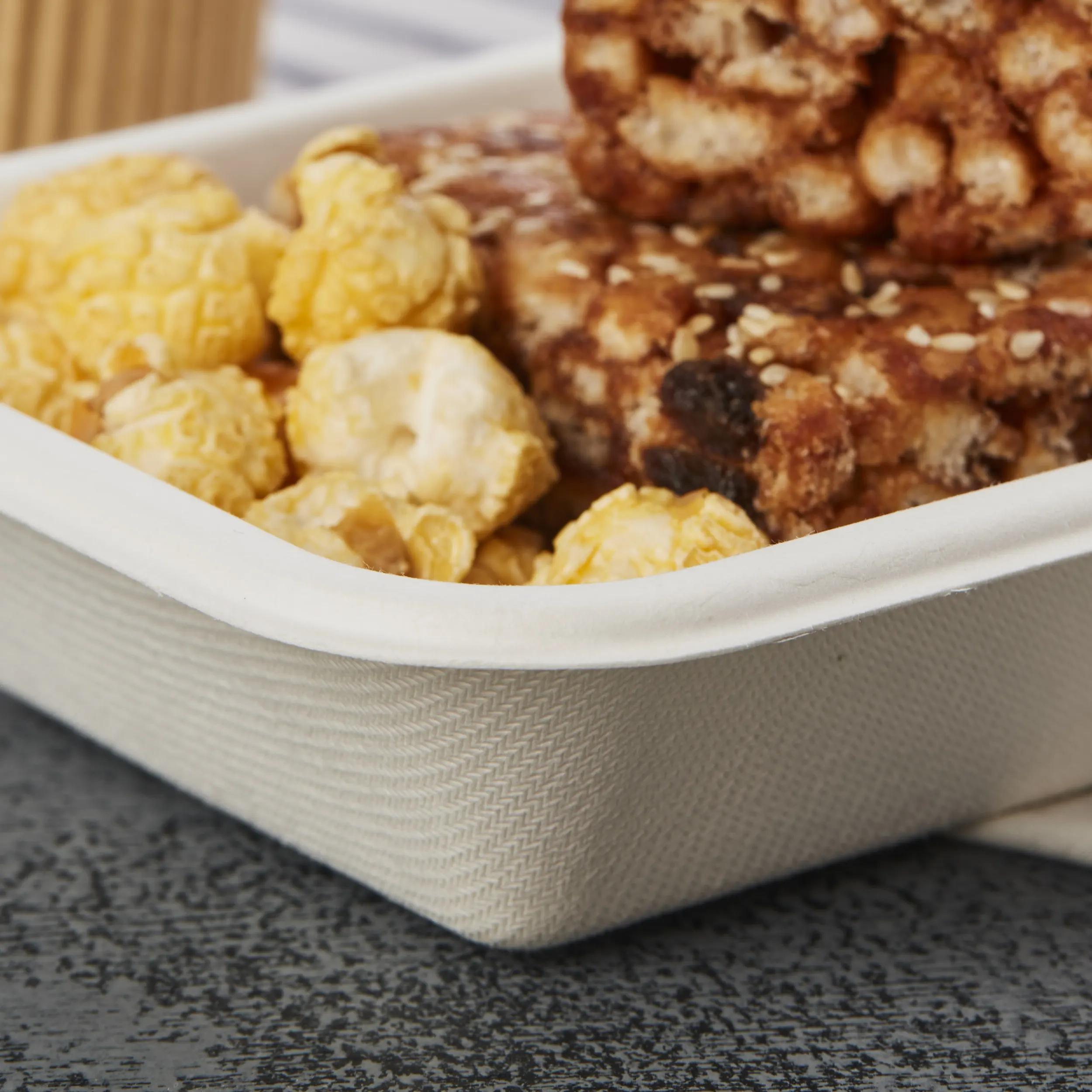 Disposable Plastic Fruit Bagasse Sushi Sugarcane Bagasse  Tray