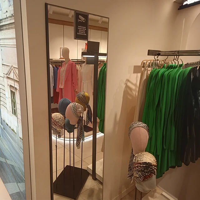 Wholesale Professional Garment Store Display Shelf Rack Systems for Display Rack From Turkey