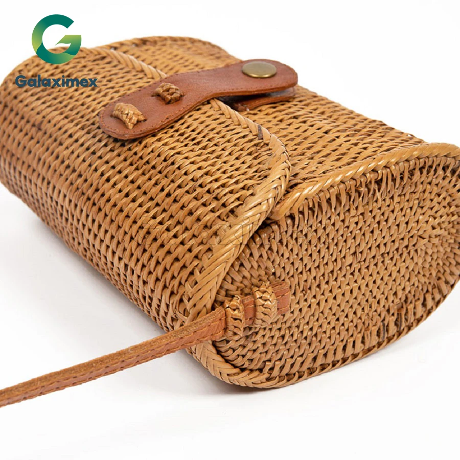 Handwoven Bali Rattan Purse Handbag Shoulder Bag Cross for Women Wholesale wicker bag from Handicraft Factory
