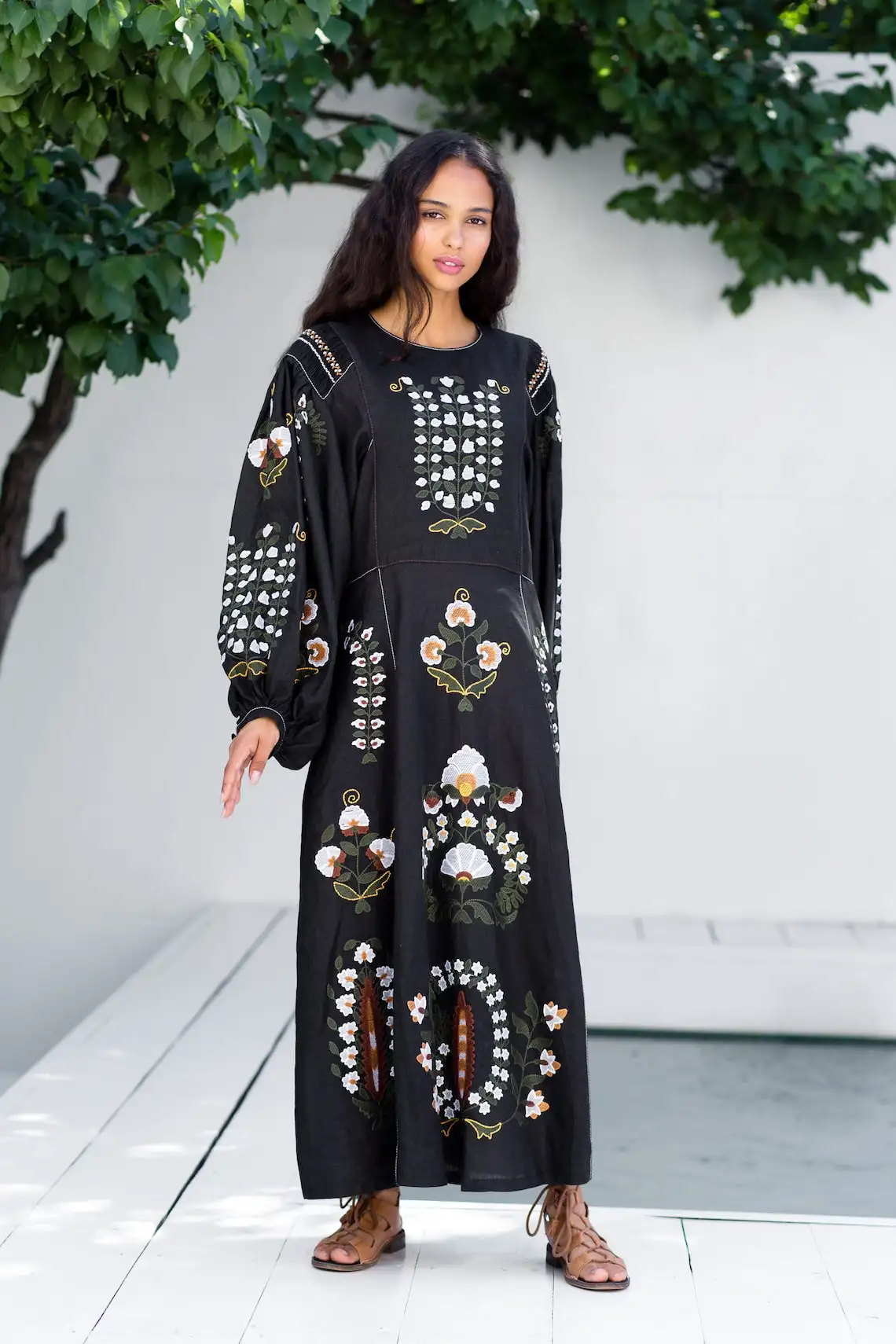 2024 Hot Selling Casual Floral Embroidered Work Womens Dresses Deep V-neck Long Sleeve Sexy Spring Summer Ukrainian Dress