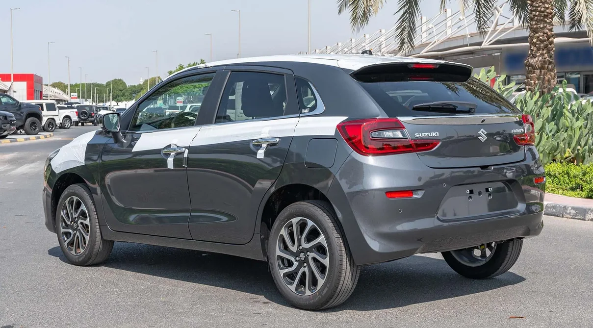 100% чистый Подержанный 2023 SUZUKI BALENO S U Z K I GLX 1 4 P AT