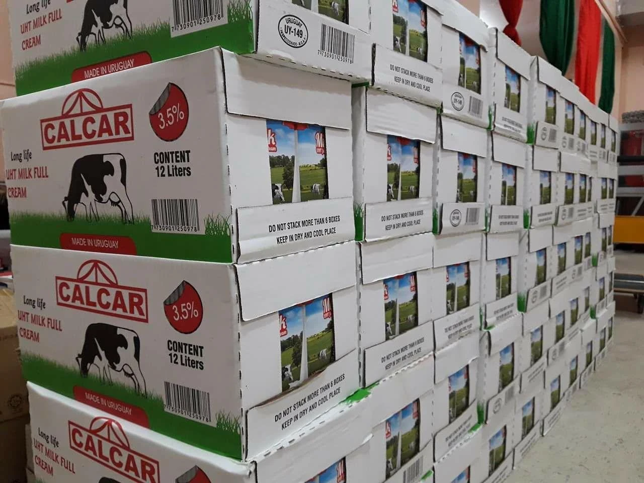 Высокое качество, длительный срок службы, полный крем UHT, свежее молоко-Полный крем UHT Молоко 3,5%, 1 литр в упаковке-купить UHT Молоко