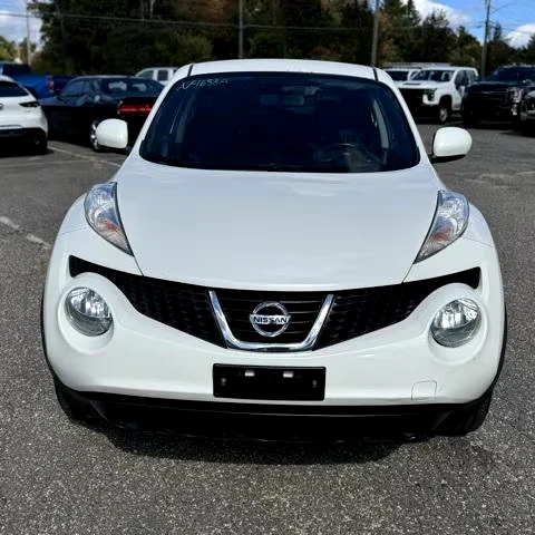 Б/у 2014 Nissan Juke SV