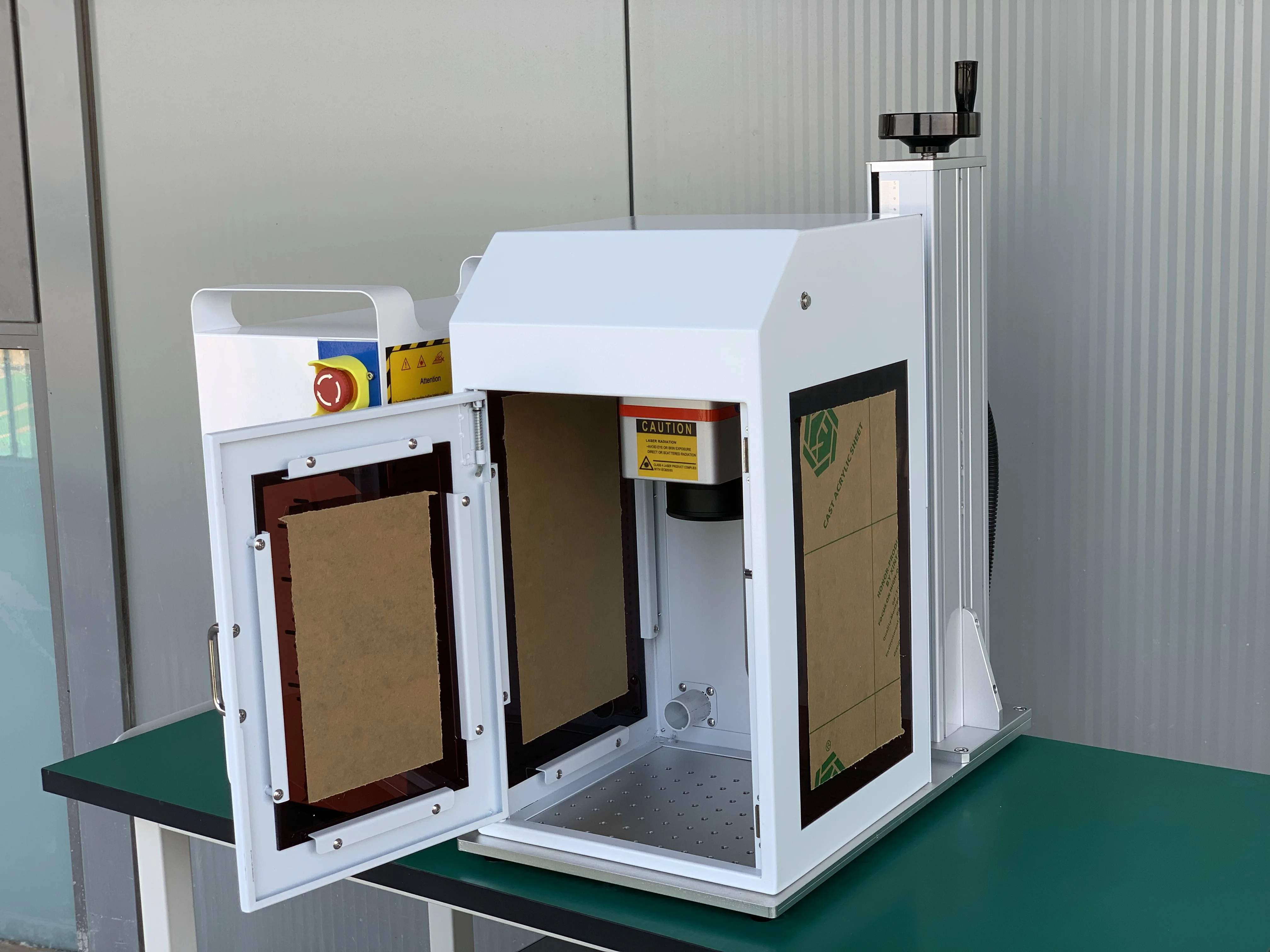 Desktop Fiber Laser Jewellery Making Machinery Gold Chain Making Machine for engraving color