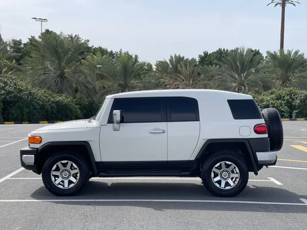 Toyota Fj-cruiser 2023