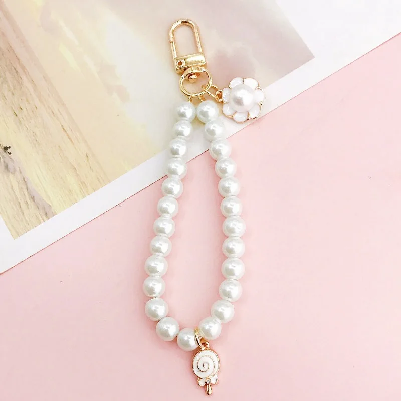 New Fashion Pearl Keychain Bracelet for Women Beaded Keyring Wristlet House Car Keys Ring Rabbit pendant key chain
