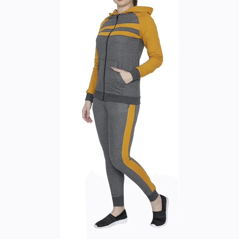 Best quality tracksuit for women for jogging and running custom printing packaging