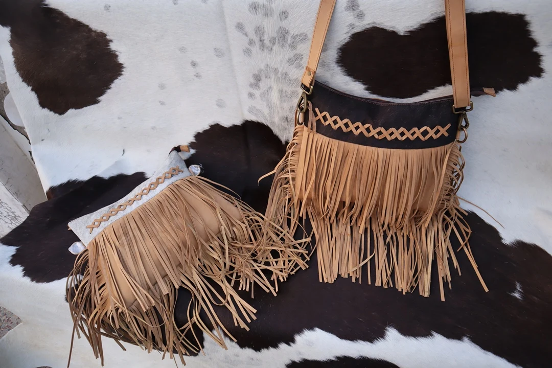 Western Stylish Crossbody Bag Vintage Style Real Cowhide High Quality Fringe Handbags Leather Sling Bag Bohemian Bags