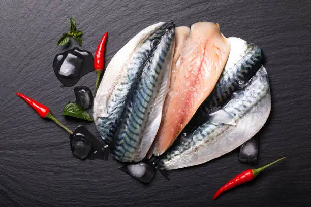 100% Премиум замороженная скумбрия оптом горячая Распродажа морепродуктов цельная Тихоокеанская рыба для консервных
