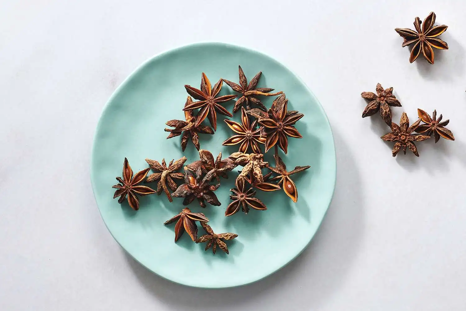 Cheap price hot sale of superior star anise for whole OEM and export from Vietnam supplier