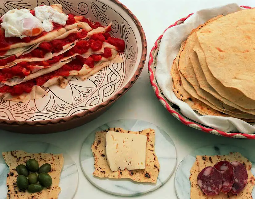 Best Selling Artisan crispy and flatbread Pane Carasau 500gx10 made in Sardinia with Italian durum wheat ideal with Salads