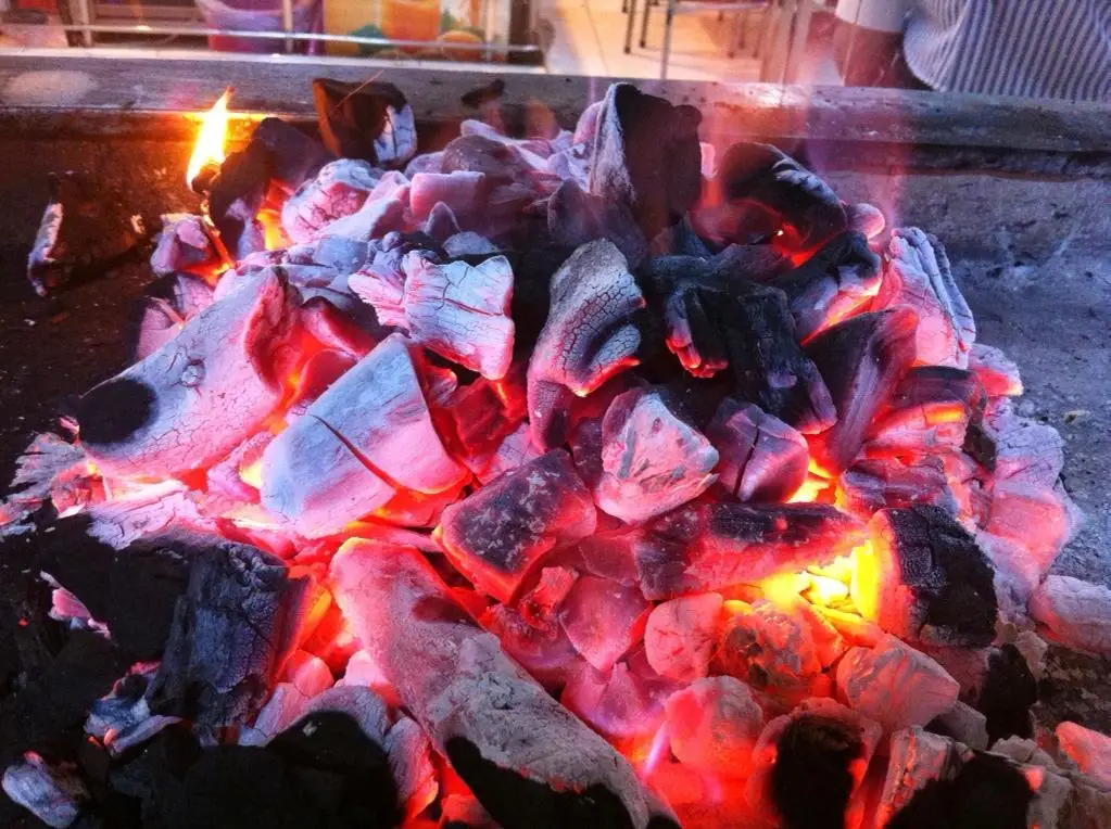 Organic and Natural Marabu Tree Charcoal Premium Quality Black Coal - Malaysia and Indonesia Origin