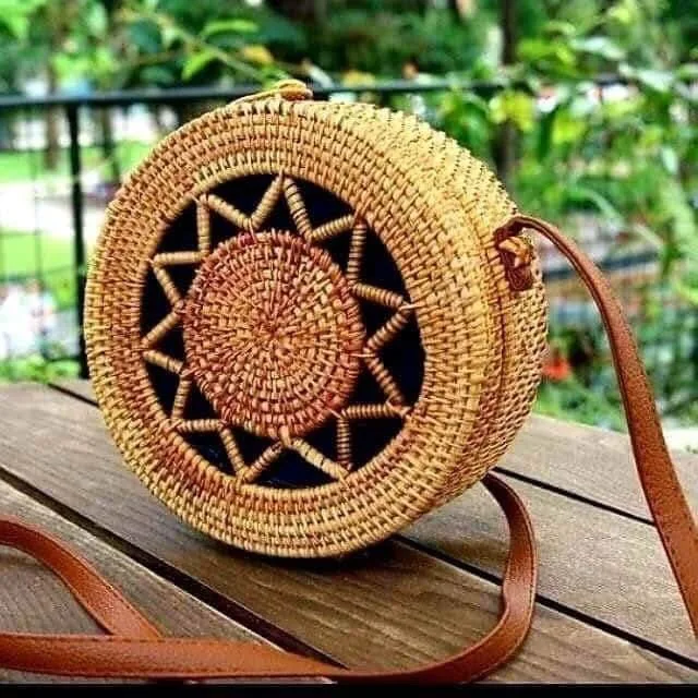 Hot Trend in 2023 Best Wholesale Price Natural Handwoven Round Rattan Bag Shoulder Leather Straps Natural made in Vietnam