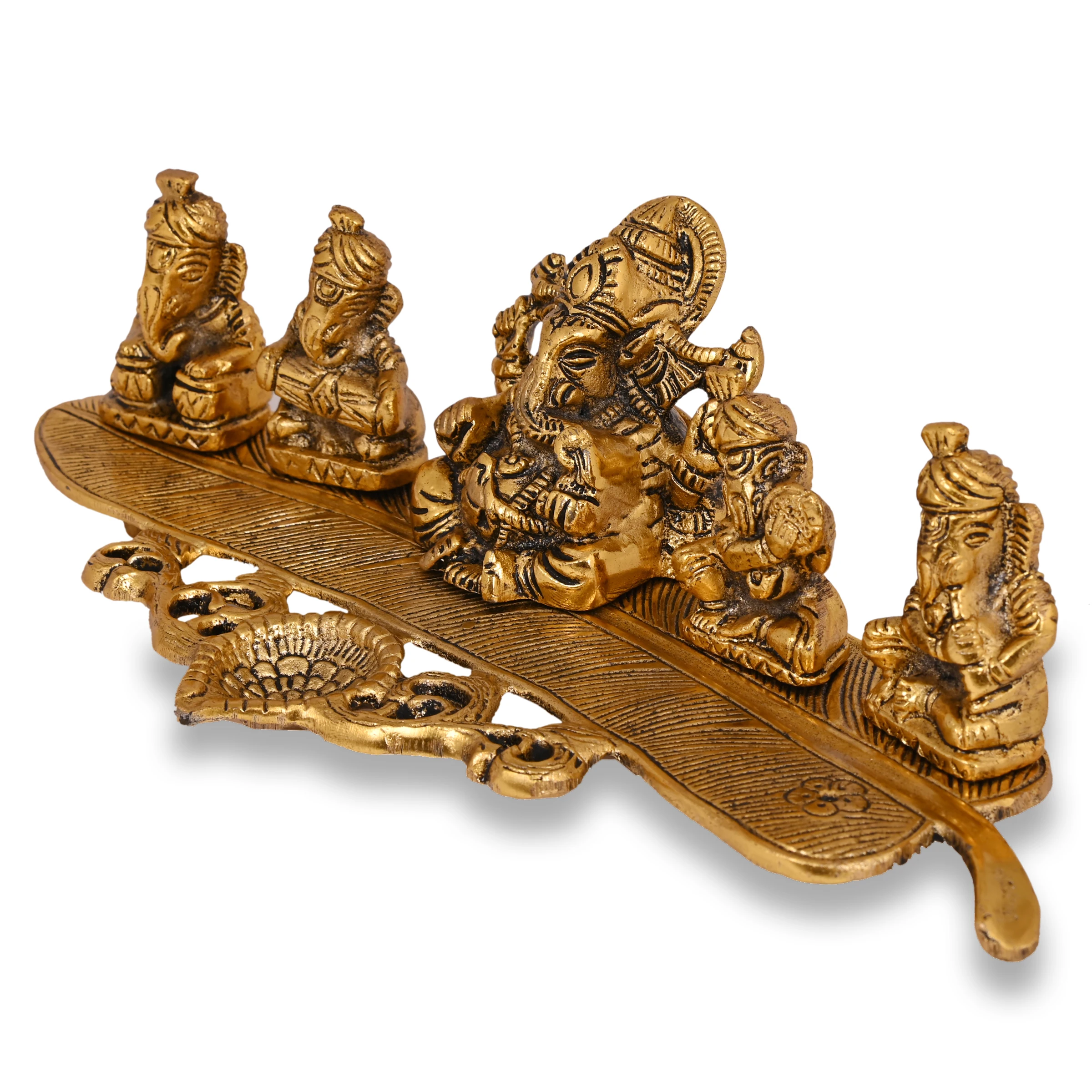 Best quality Handcrafted ganesha idol On Banana Leaf 5 Ganesha Playing Divine Music god ganesh statues for gifts india