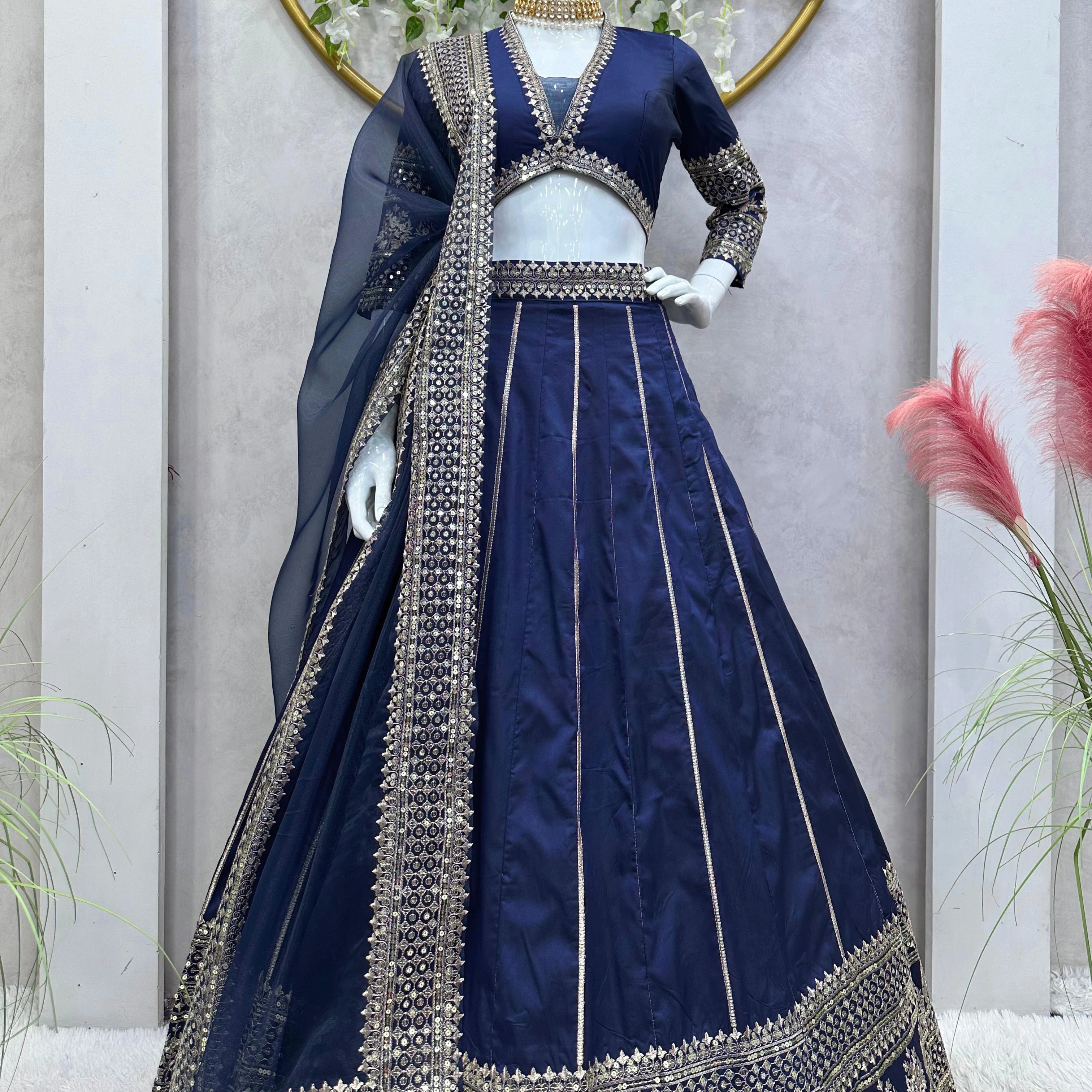 Best Selling Elegant Modest Navratri Chaniya Choli Indian Pakistani Adults Lehenga Choli Silk Cotton Rayon Polyester Indian Lace