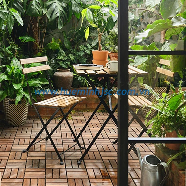 Modern Style Wooden Chair With Metal Frame Made of solid acacia wood with high standard environmentally