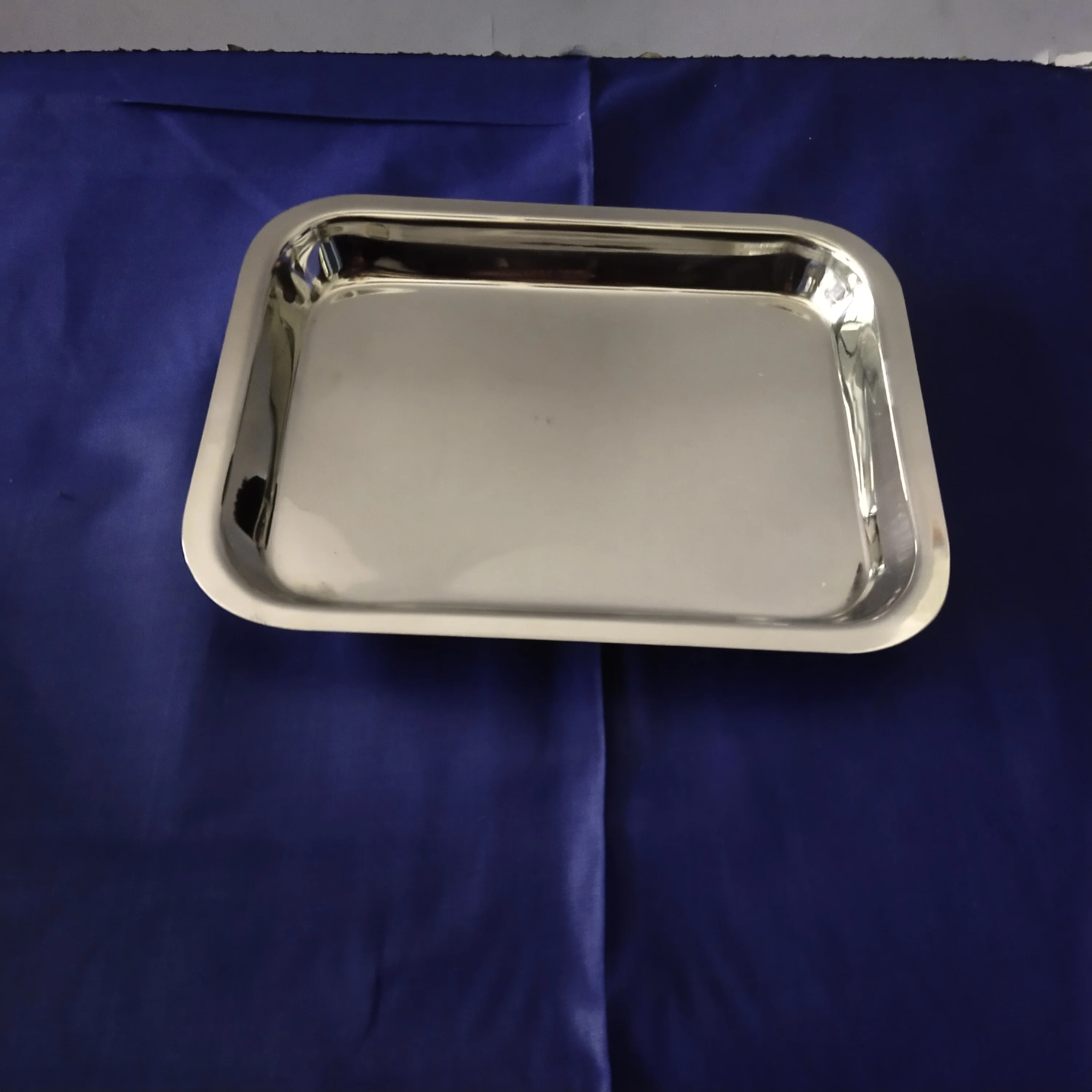 2970 Stainless Steel Hollow Ware Instruments Surgical Tray Manual Power Skin Stapler Included