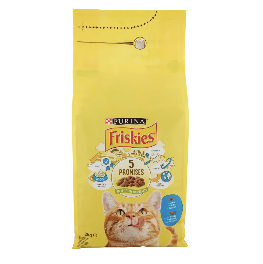 Adult Cat With a tasty mix of  Salmon and Vegetables 2Kg with selected quality ingredients