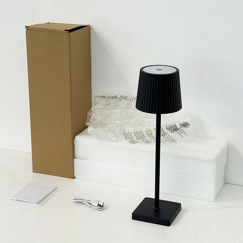Cordless Desk Hotel Aluminium Modern Design Nordic Led Table Lamps Restaurant Rechargeable Battery Bar Hotel Portable Light