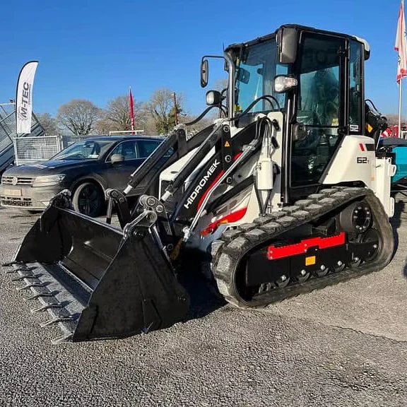 Б/у Hidromek 62T скользящий погрузчик