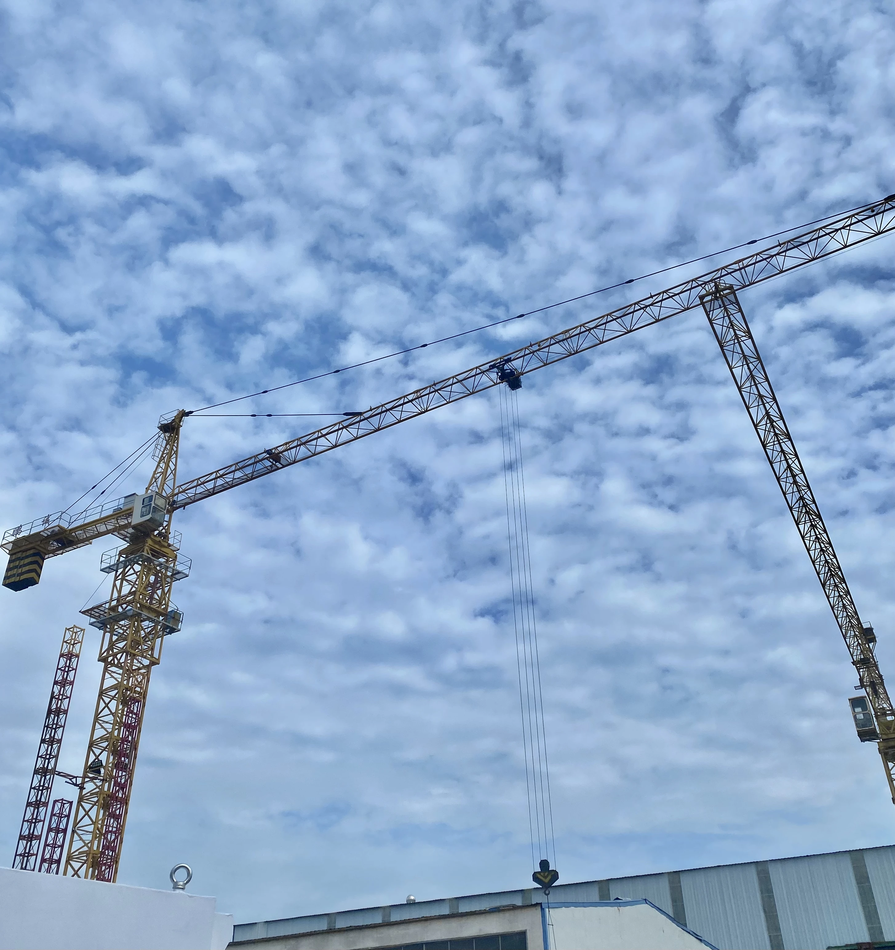 Flat Top Tower Crane High Quality Tower Crane Flat Top Tower Cranes on anchor frame with climbing frame