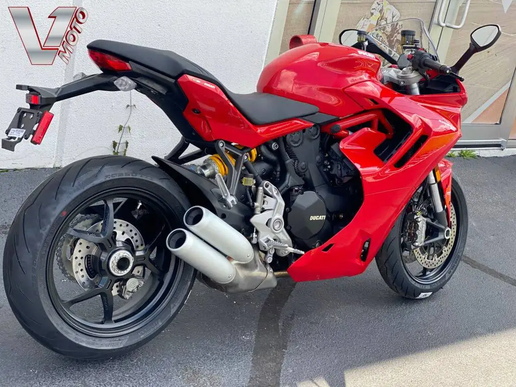 USED  2023 Ducati SuperSport 950 Ducati Red