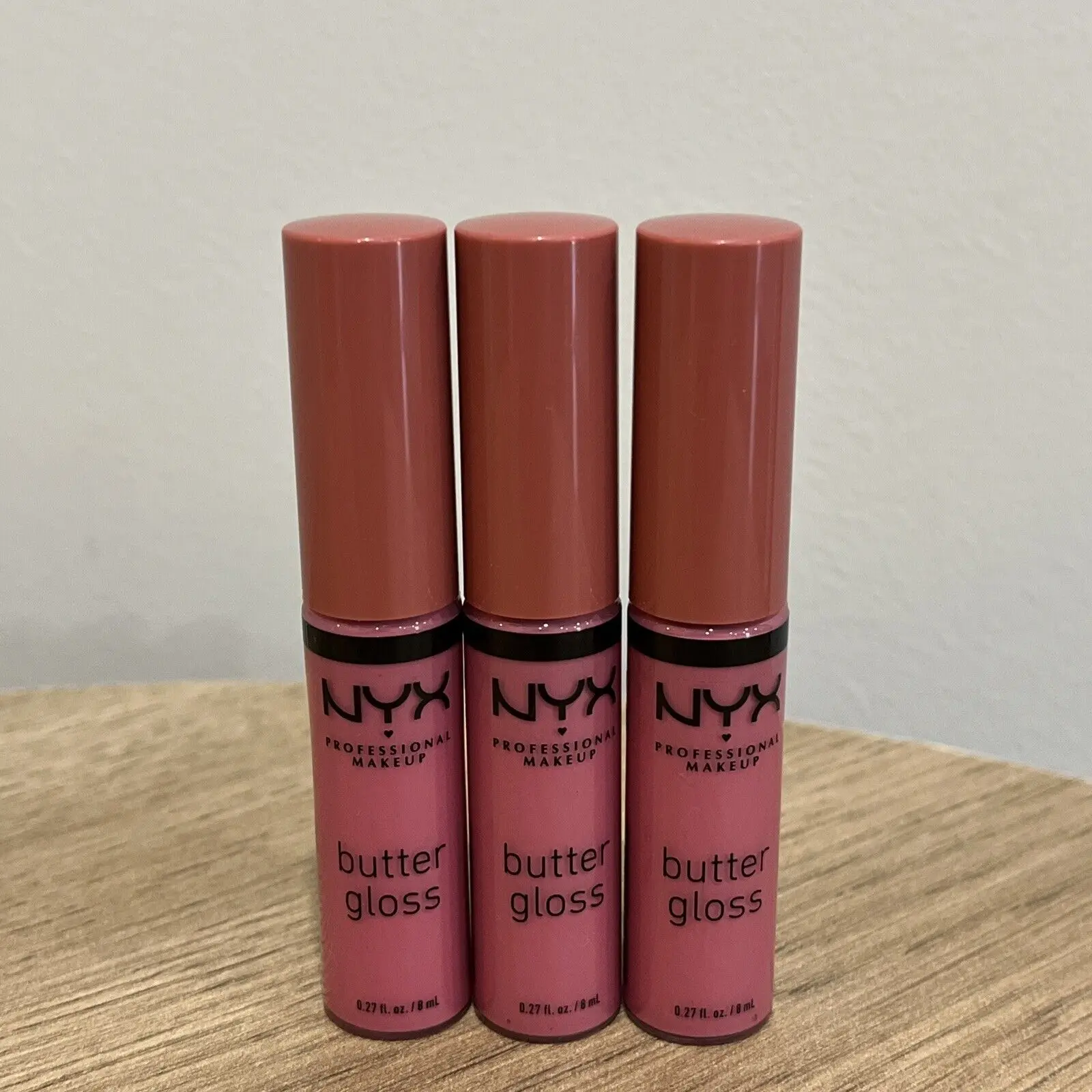 Nyx Professional Make Up
Butter Gloss Brillo De Labios #Tiramisu 8 Ml