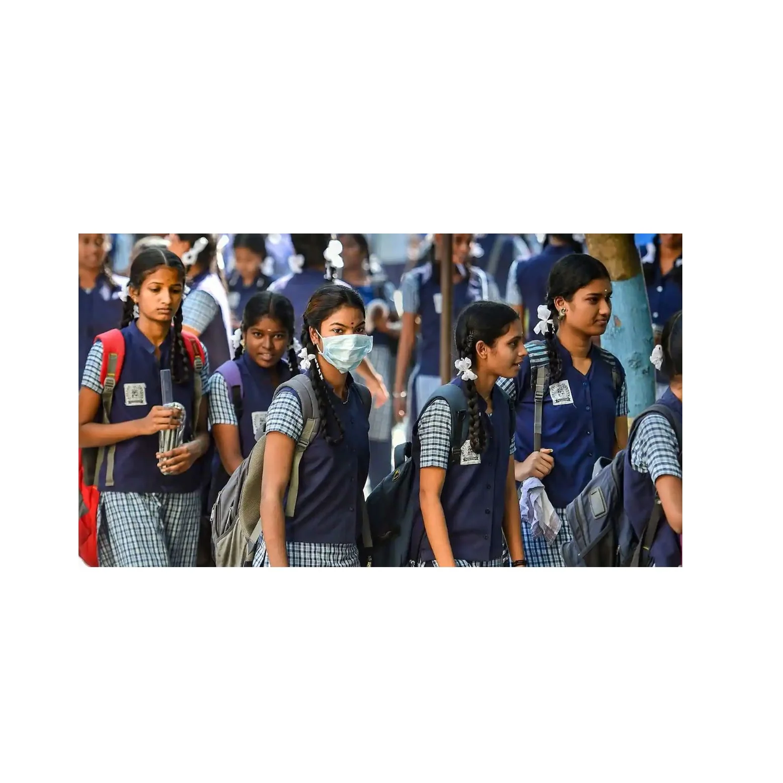 Wholesale School Uniforms Clothes Customized Boys & Girls Student Primary Uniforms Pattern girls high school uniform