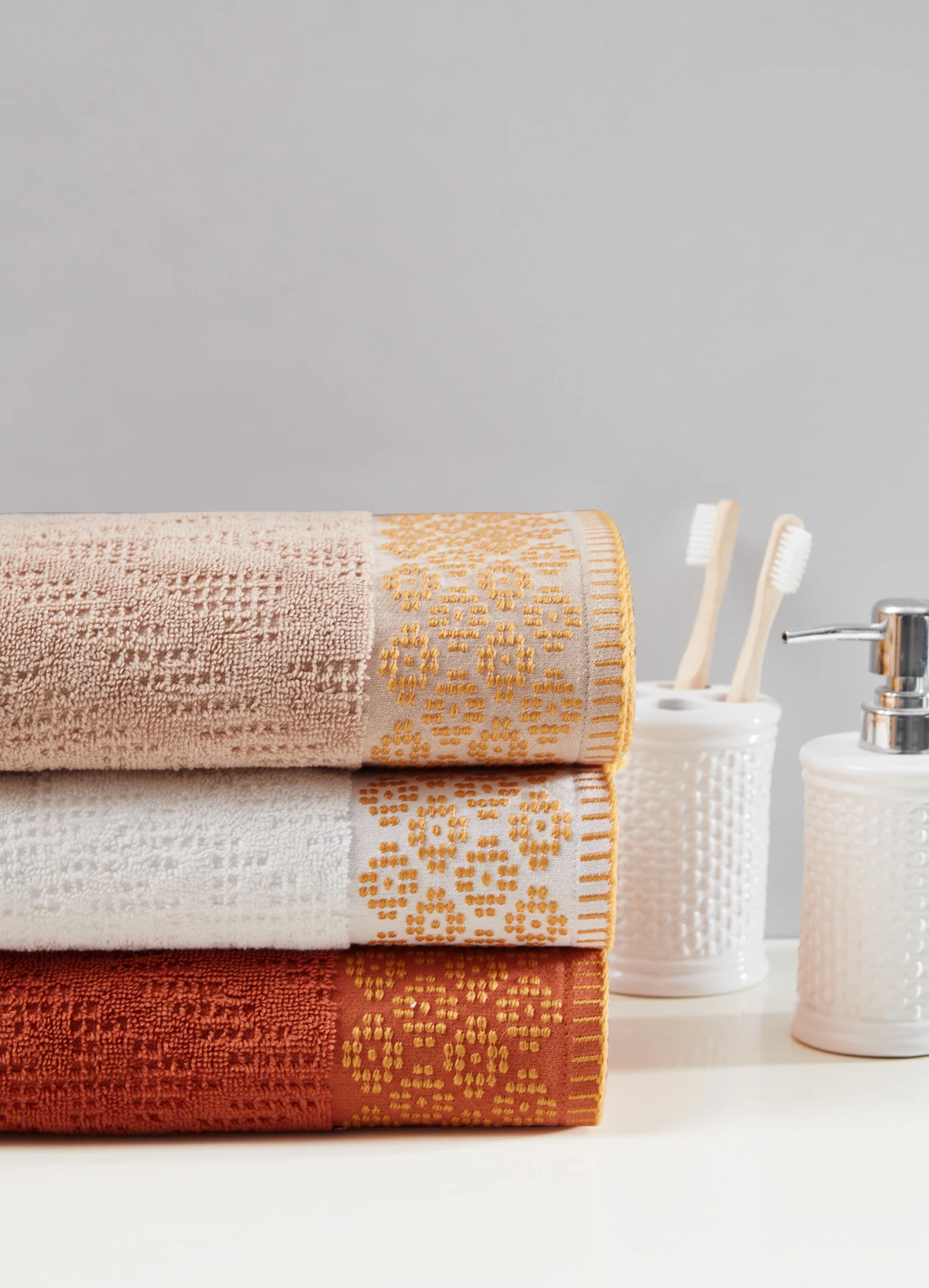 GOTS Certified Organic Cotton Bath Towels Custom Design Soft Absorbent Pure Natural Ecological Sustainable