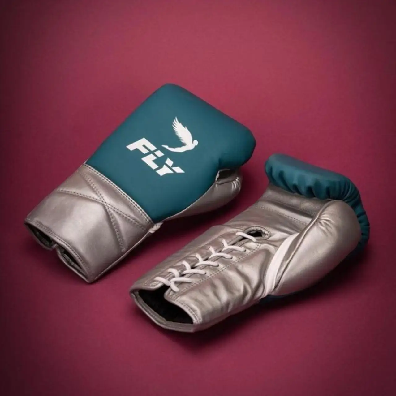 NEW HIGH QUALITY  LEATHER FLY BOXING GLOVES LACE-UP BOXING GLOVES RED  LFC-FBG-0093