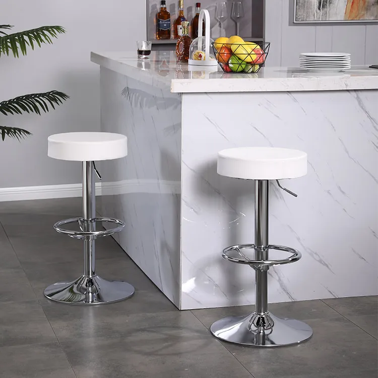 Compact Hydraulic Stool for Small Workspaces