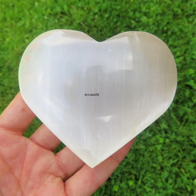 Best Quality Selenite Gemstone Hearts White Selenite Heart Top Quality Selenite Crystal Heart For Sale