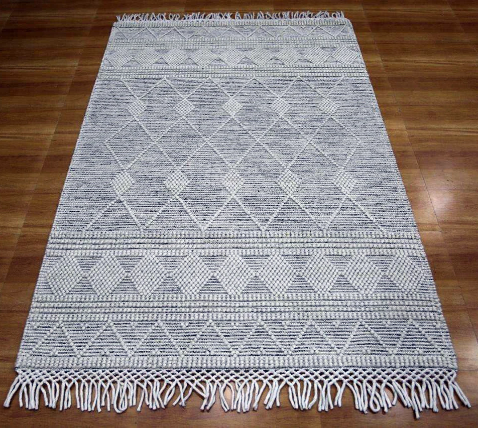 BEAUTIFUL HAND MADE CHIC OUTDOOR INDOOR RUG RECYCLABLE SUSTAINABLE PET YARN CARPET RUG