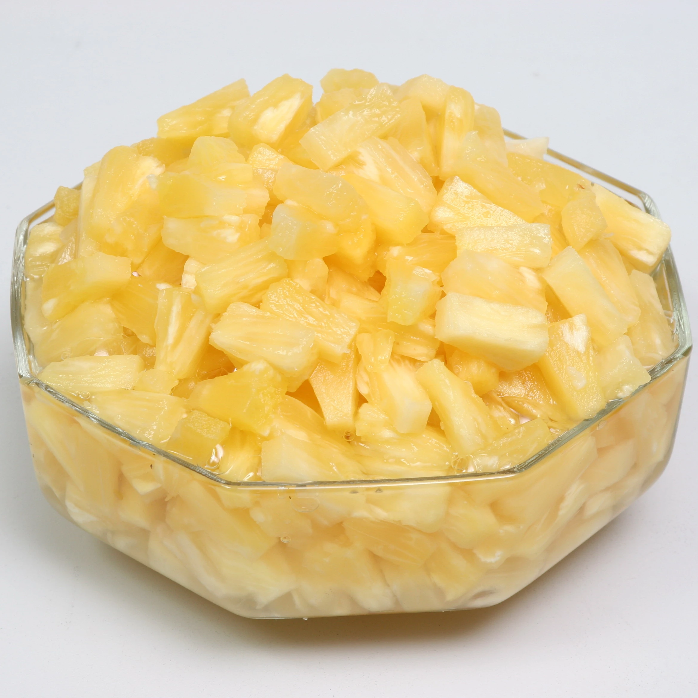 Hot sale new crop of canned pineapple tidbits 565g in light syrup for wholesale OEM cheap price