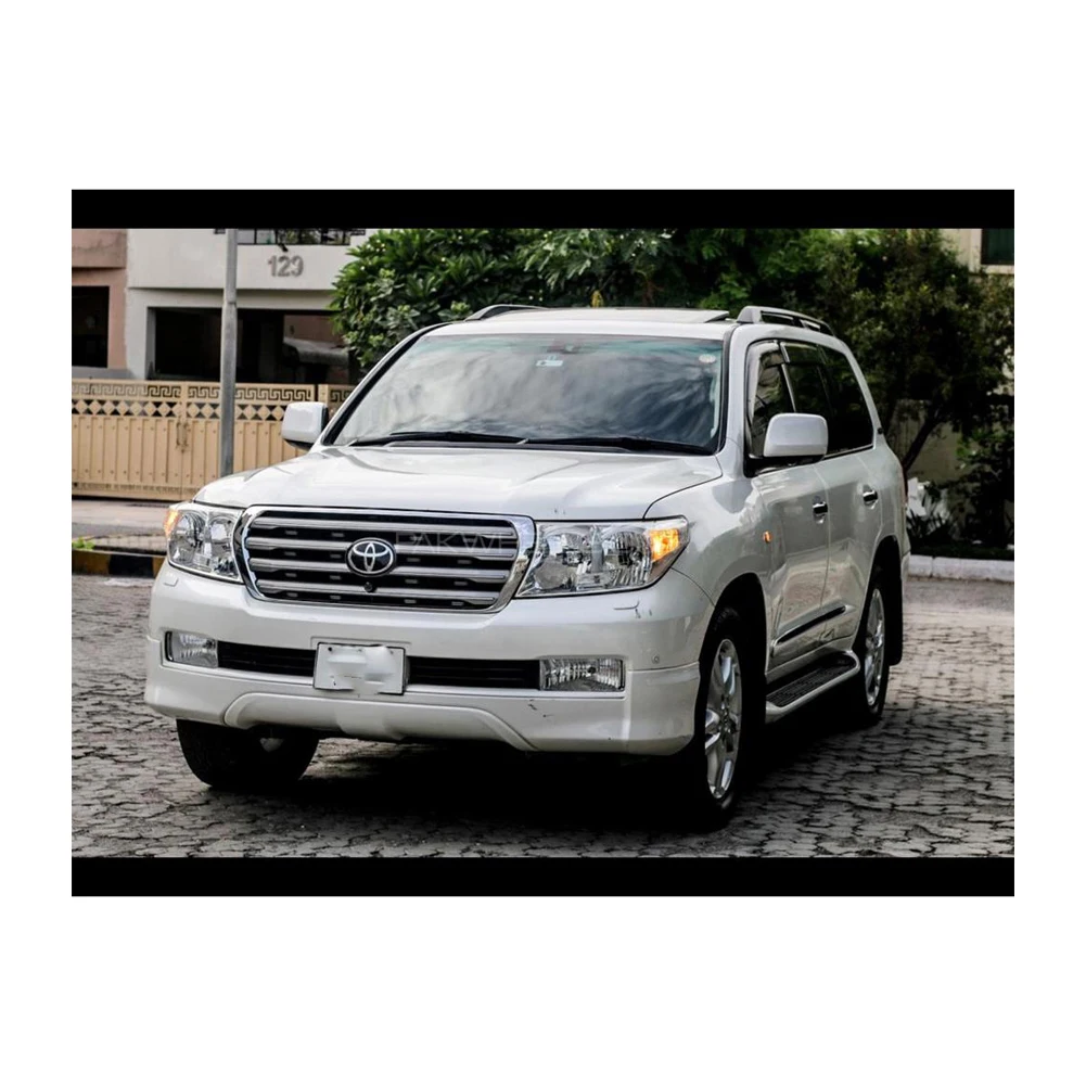 Подержанные автомобили в Дубае TOYOTA LAND CRUISEER PRADO / 2018 автоматические дизельные для продажи