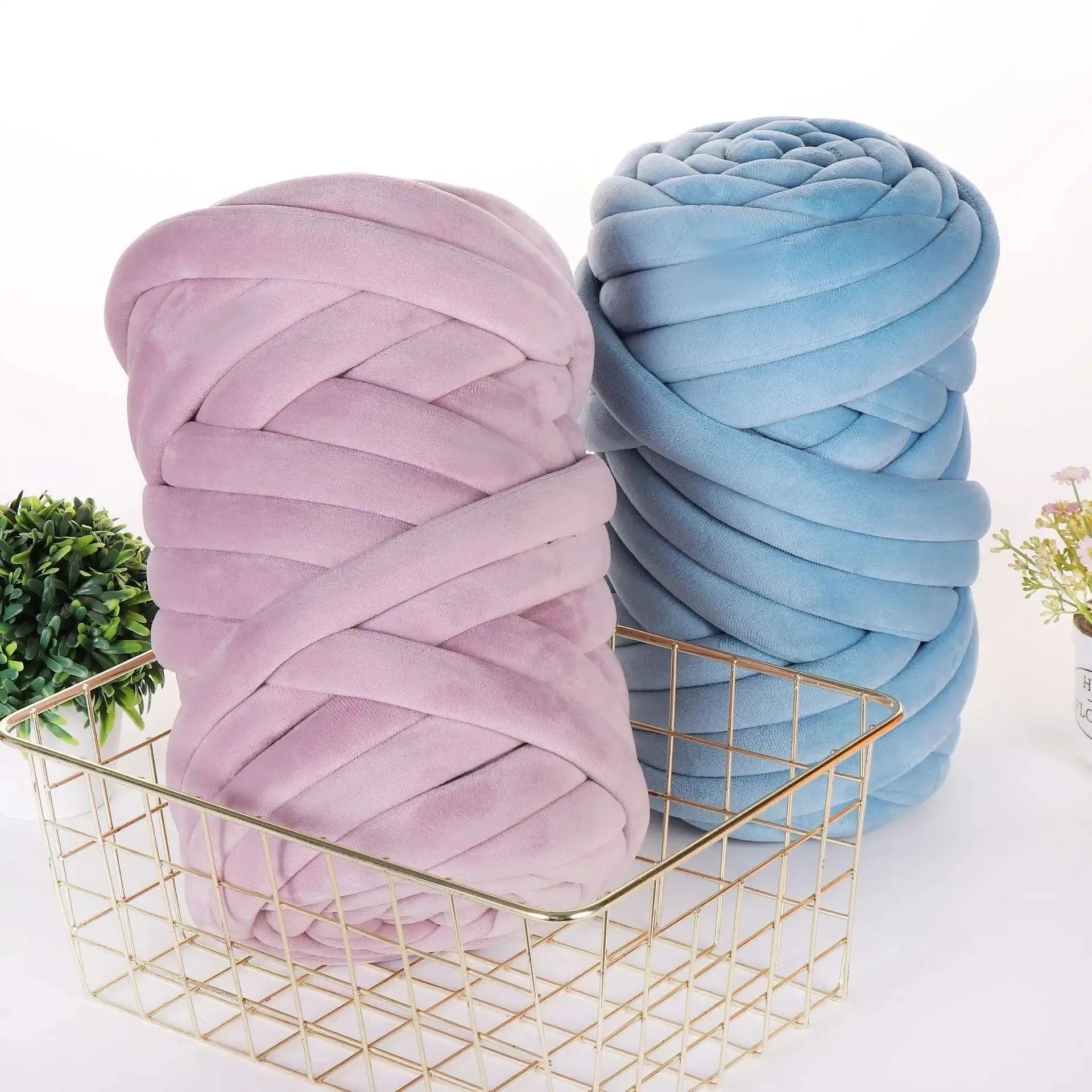 Handmade woven Big Acrylic Bulky 2cm Thick Roving Softy Tubular Super Vegan Velvet Chunky Tube Yarn