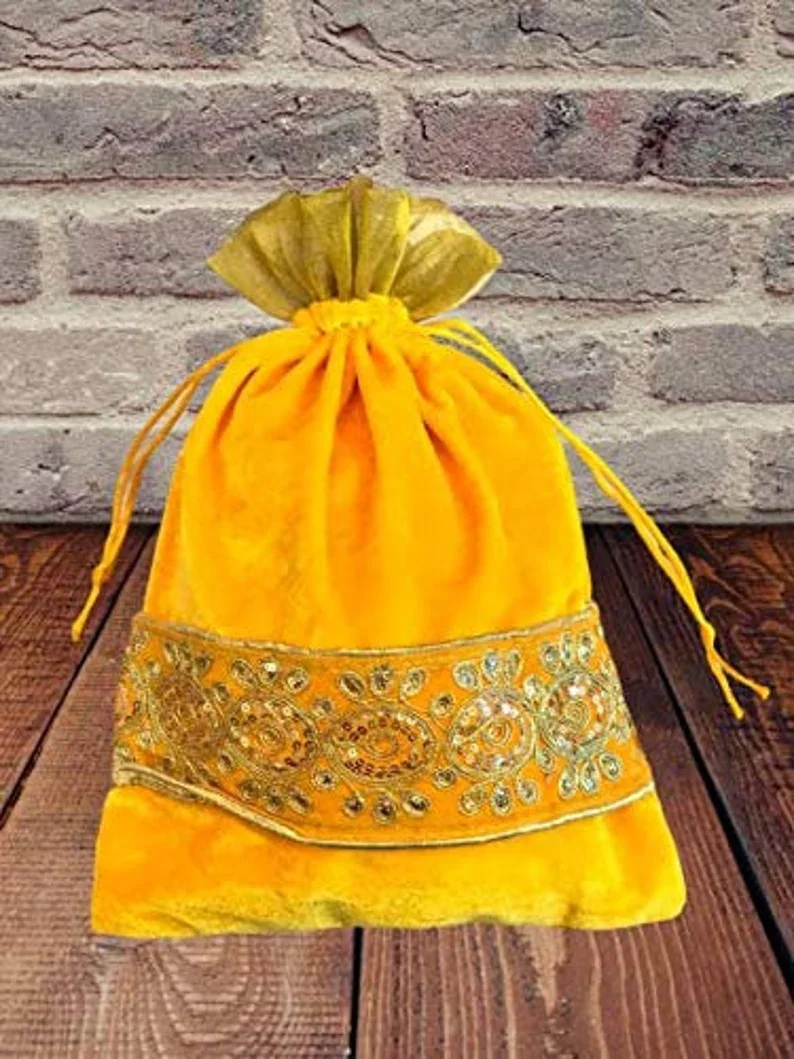 Rajasthani New Arrival Traditional Handmade Gota Work Potli Bags For Women Wedding Favor Return Gift Drawstring Pouches