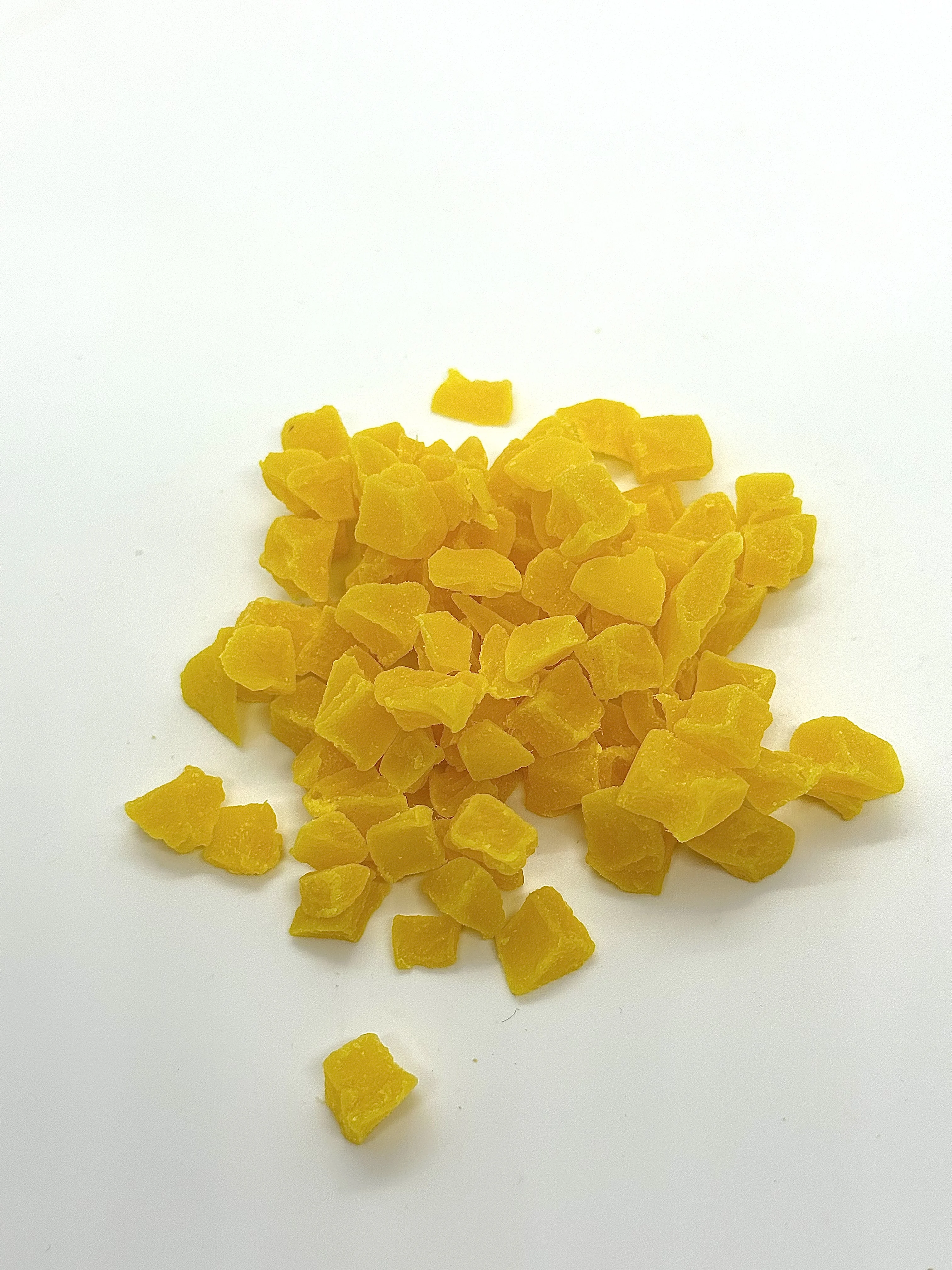 Dried fruits factory dried mango dice shape size 8-10 mm high quality dehydrated mango natural