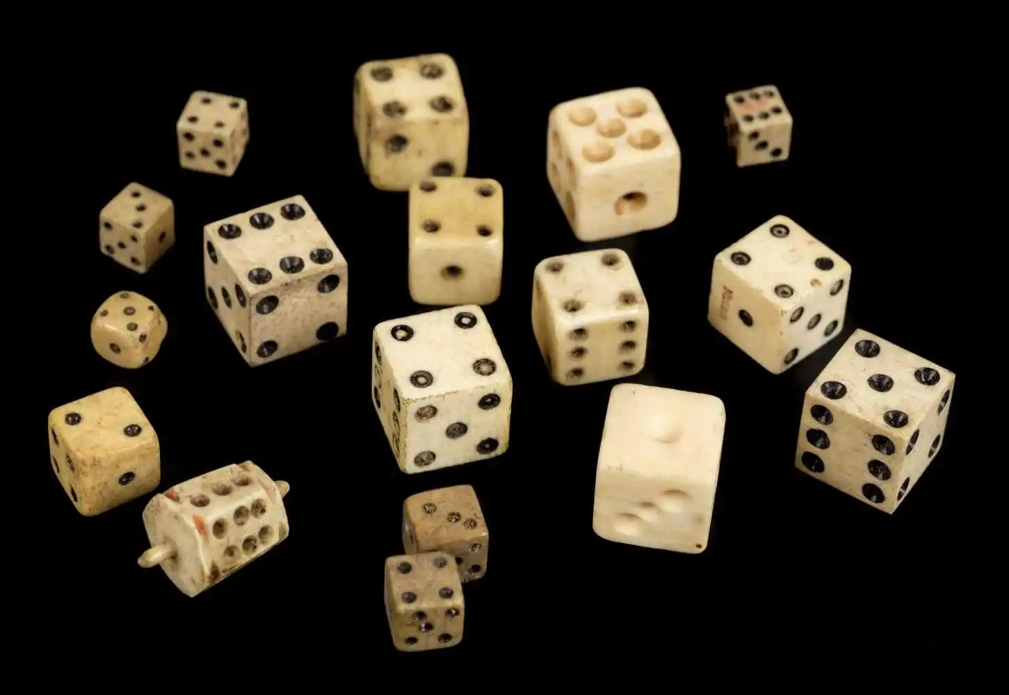 custom logo dice made by bone entertainment dice customized size by hs husnain crafts